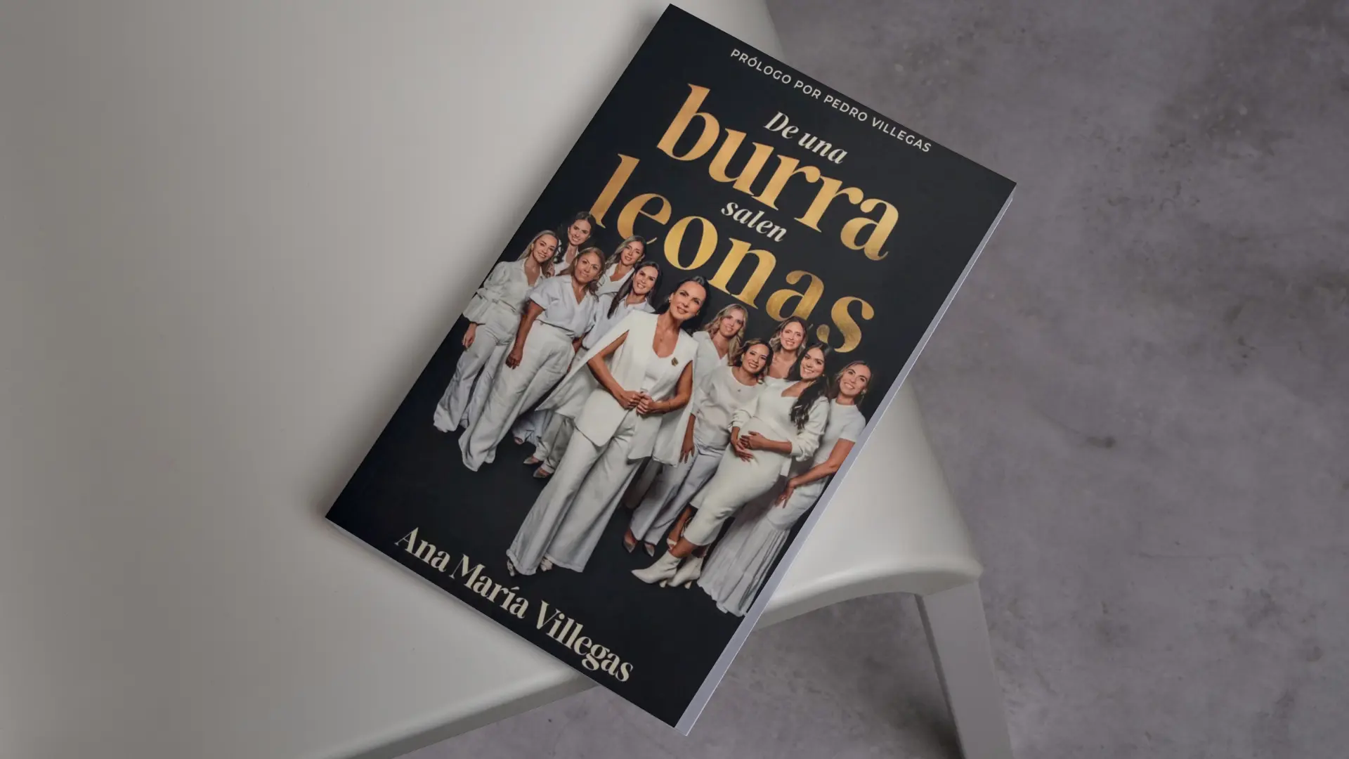 De una burra salen leonas — Ana María Villegas
